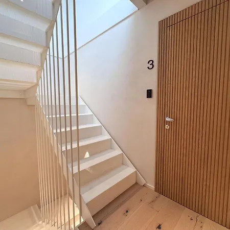 Nodo - Modern By Host Hero 3*