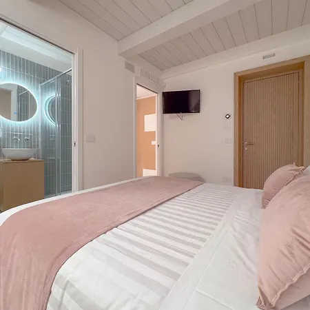 Nodo - Modern By Host Hero 3* 시비타노바 마르셰